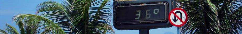 Un termometro che segnala temperature elevate in una giornata di caldo